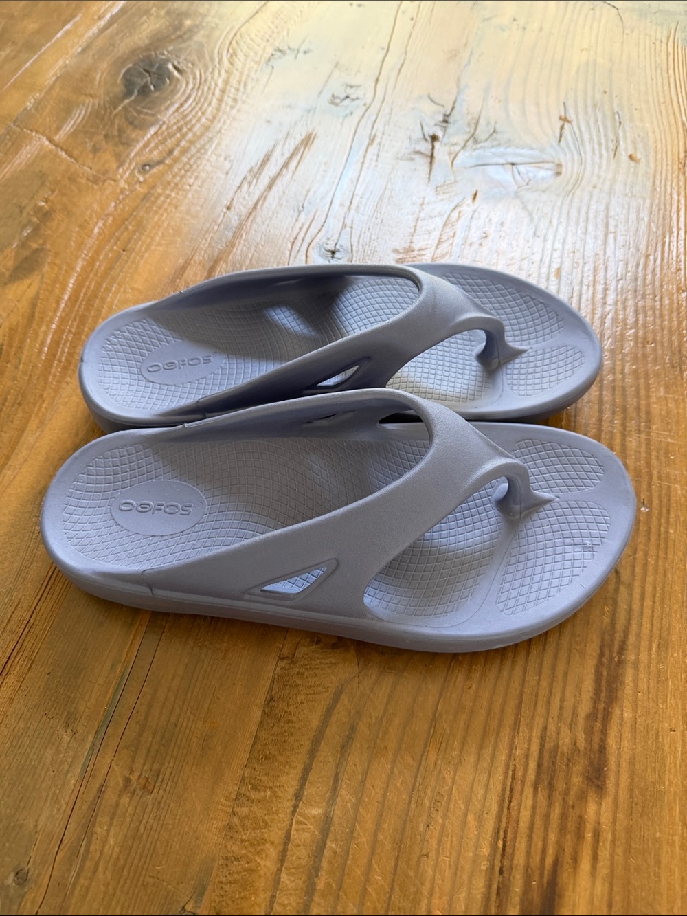 OOFOS Recovery Sandals - Picture 2 of 5